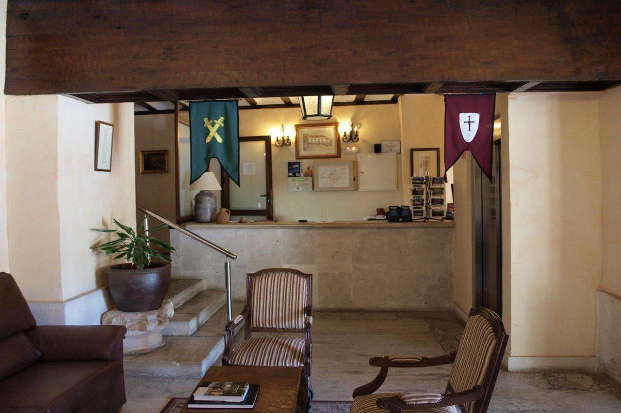 Hotel Nuevo Arlanza Коваррубиас Экстерьер фото