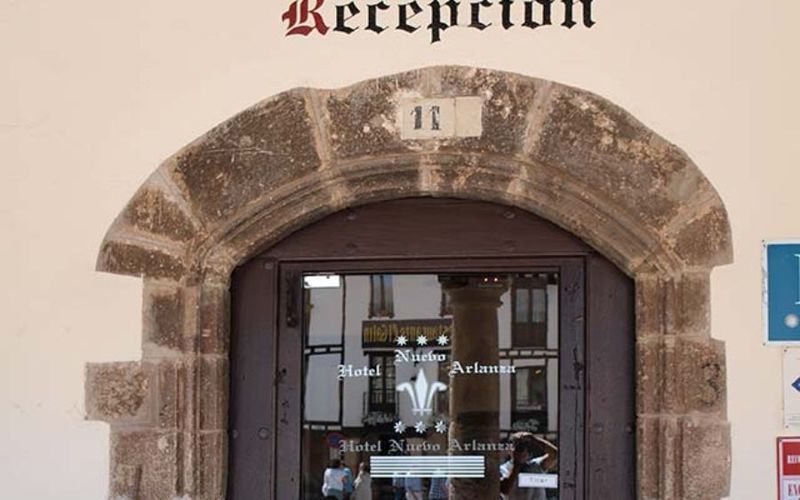 Hotel Nuevo Arlanza Коваррубиас Экстерьер фото