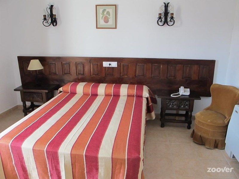 Hotel Nuevo Arlanza Коваррубиас Экстерьер фото