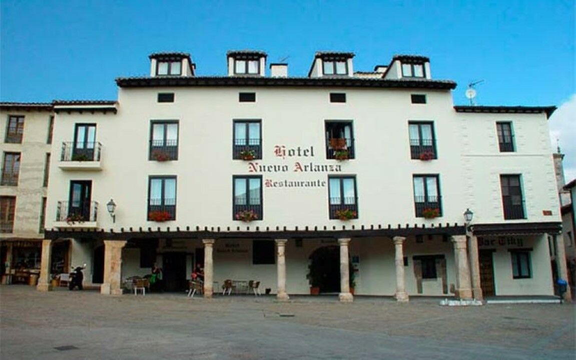 Hotel Nuevo Arlanza Коваррубиас Экстерьер фото